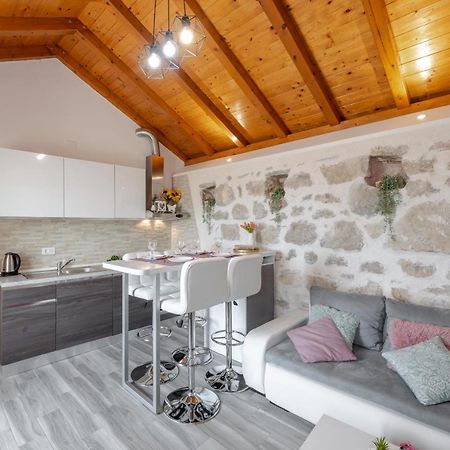 Appartement Little Stone House à Buici  Extérieur photo