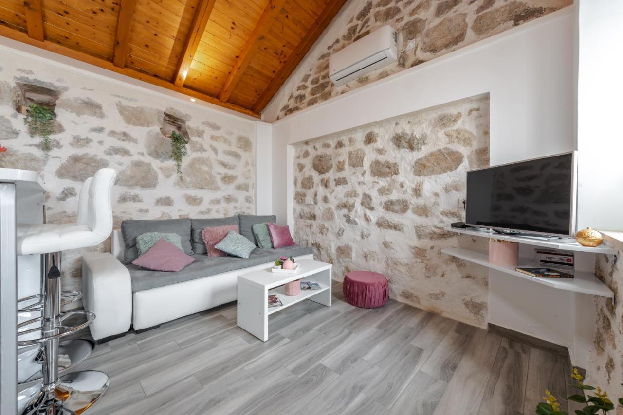 Appartement Little Stone House à Buici  Extérieur photo